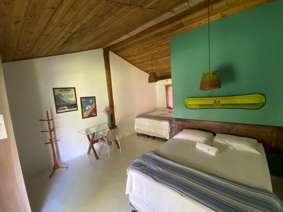 Bahia Surf Camp Hotel Abrantes Esterno foto