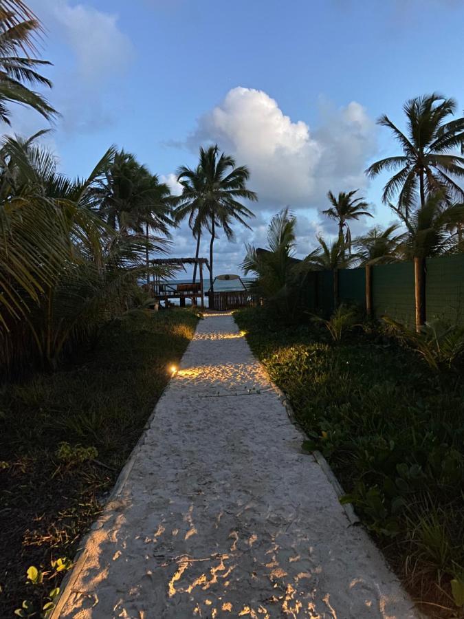 Bahia Surf Camp Hotel Abrantes Esterno foto